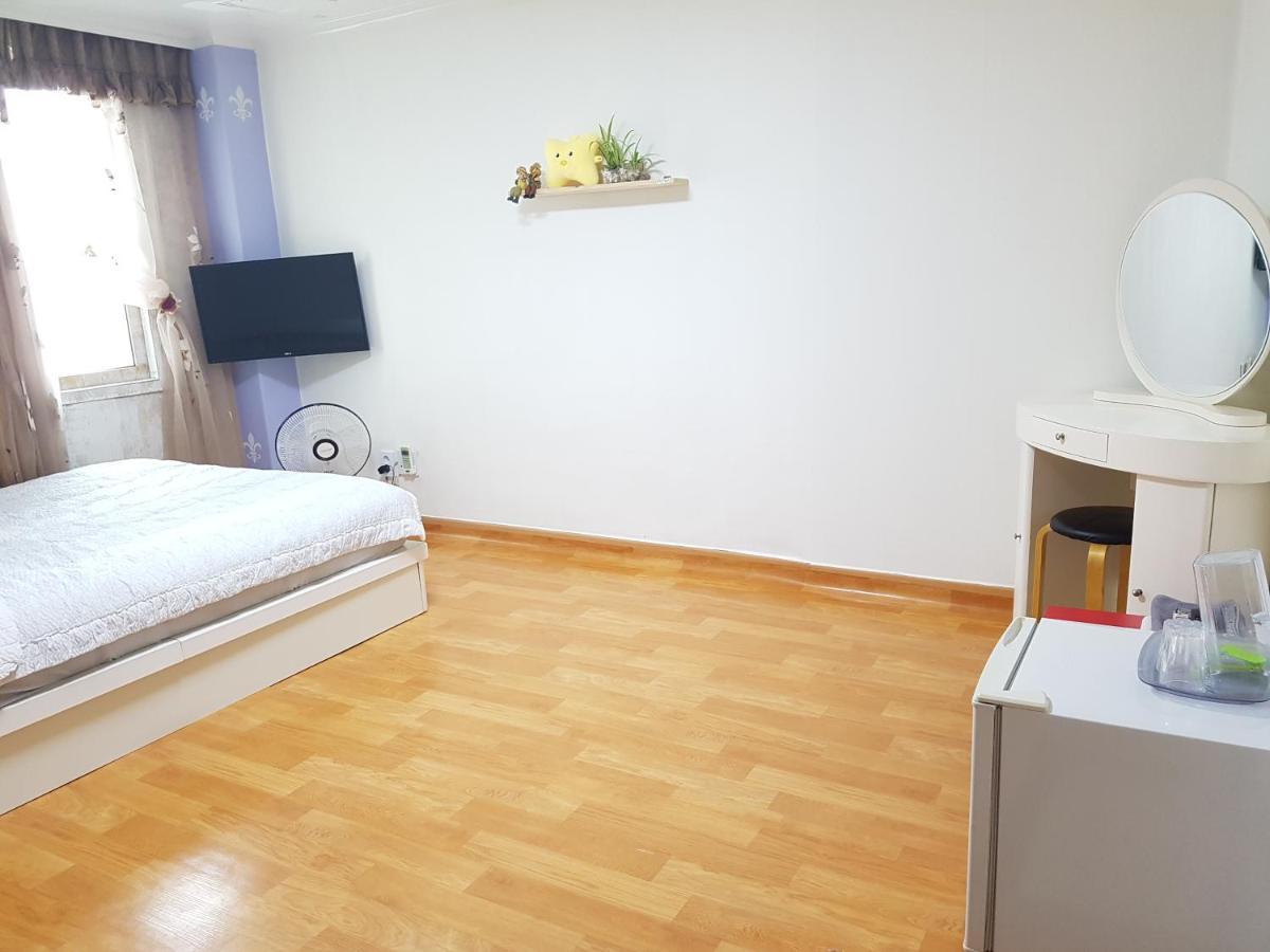 Nice View Guesthouse Seogwipo Exterior foto